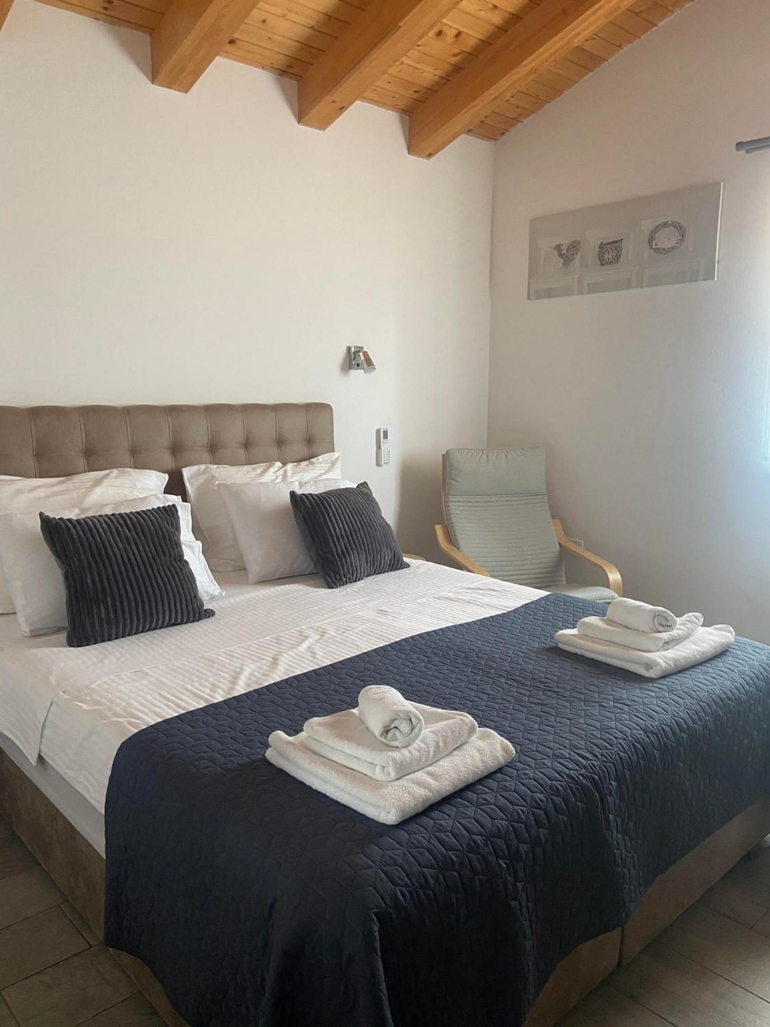 Villa Silver Novigrad With Private Pool Exterior foto