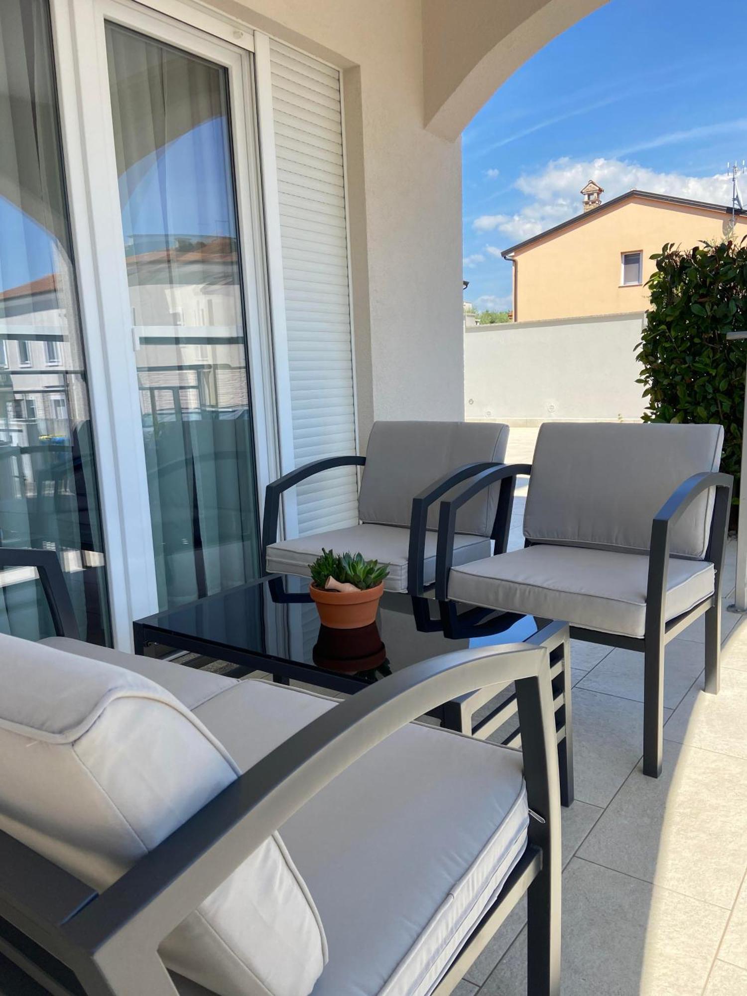 Villa Silver Novigrad With Private Pool Exterior foto
